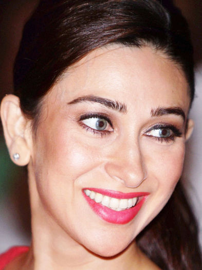 karishma_kapoor1