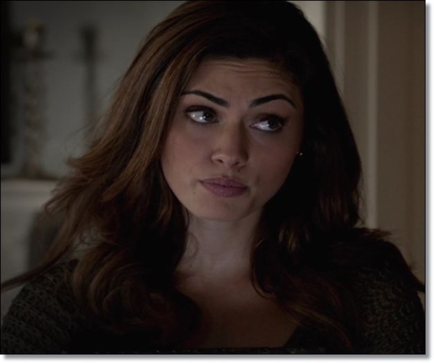 ✿ - Cred ca o sa vina sa va impacati! *ii da un pahar de vodka* Noroc! #c Mai vrea cineva Vodka?