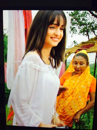 1010189_789832231038545_2442770837197974244_n - Sanaya Irani