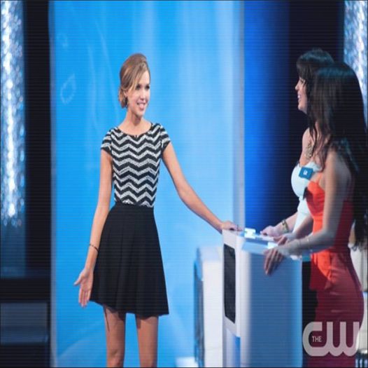 - Si daca nu vreau sa sar cu tine :p =))))))))) ? #Tyler