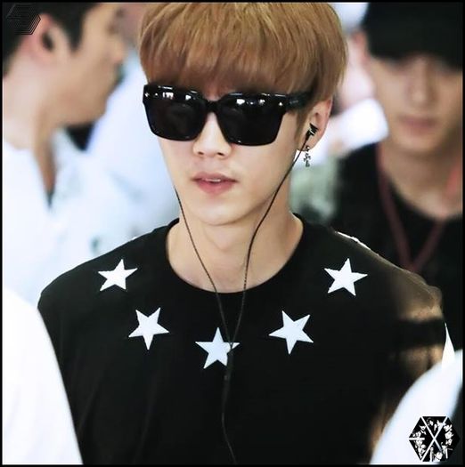 140707exoluhanchengdutoincheonairport7864 - exo - 140707 Luhan -Chengdu to Incheon Airport