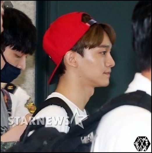 140629exochenchongqingairportincheonairport1375 - exo - 140629 Chen - Chongqing Airport - Incheon Airport