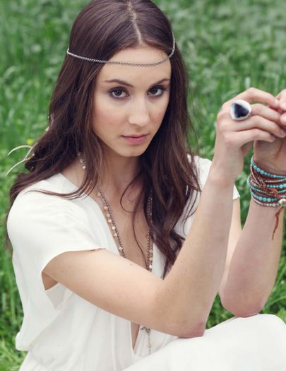  - x-The cute Troian Bellisario