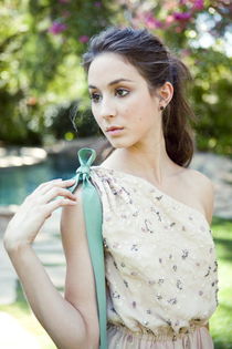 Troian-photoshoots-troian-bellisario-20626957-396-594