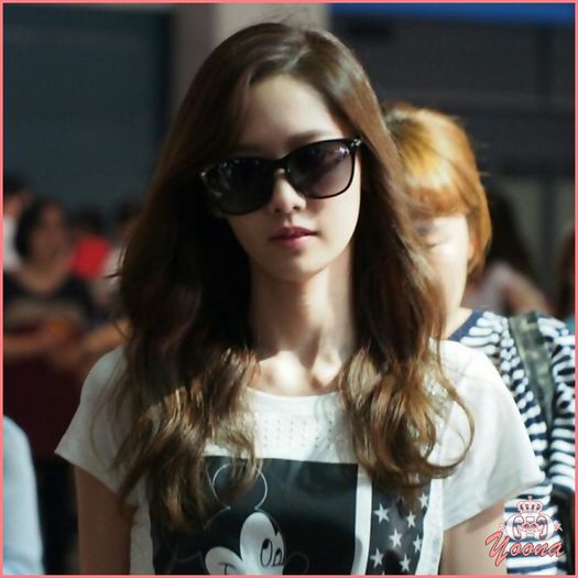 ^^.. [intra cu SooHyun] ..Daa. :-? :))