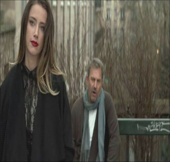 ♡❧`⇒.; -îl ia în brațe de la spate- mey, ce repede te superi :p.