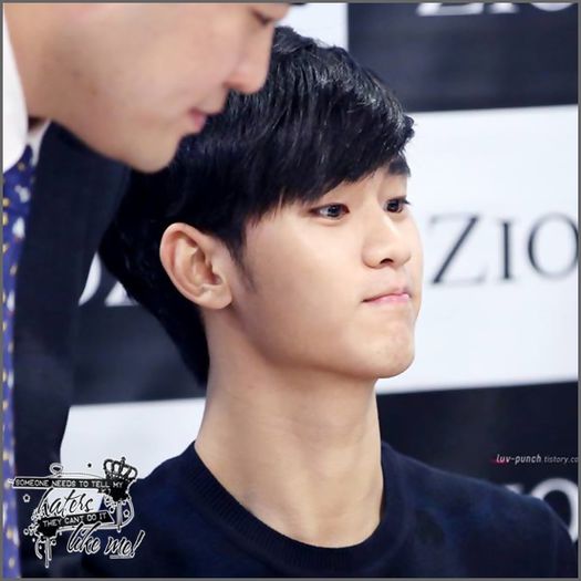 Sh| ..Eu sau tu? :)) ..[o ciufuleste]