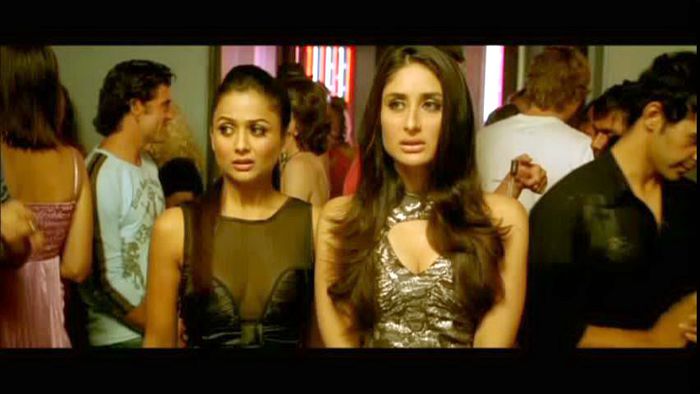 009KIQ_Amrita_Arora_007 - Kareena Kapoor