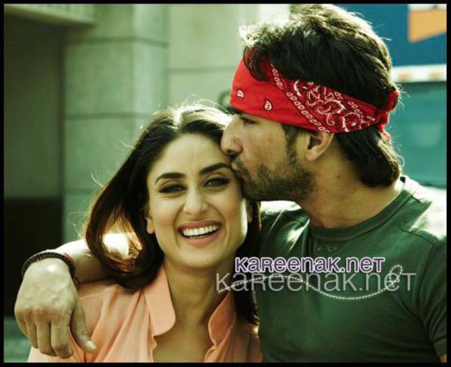 302986897 - Kareena Kapoor