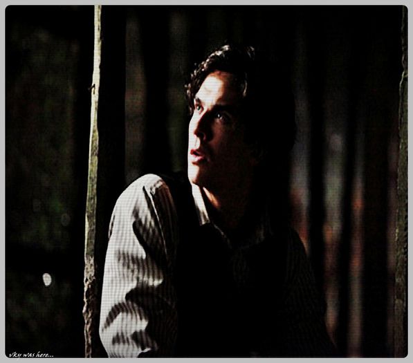 #► |alearga pe plaja si se impiedica apoi se ridica si fuge iar plangand|