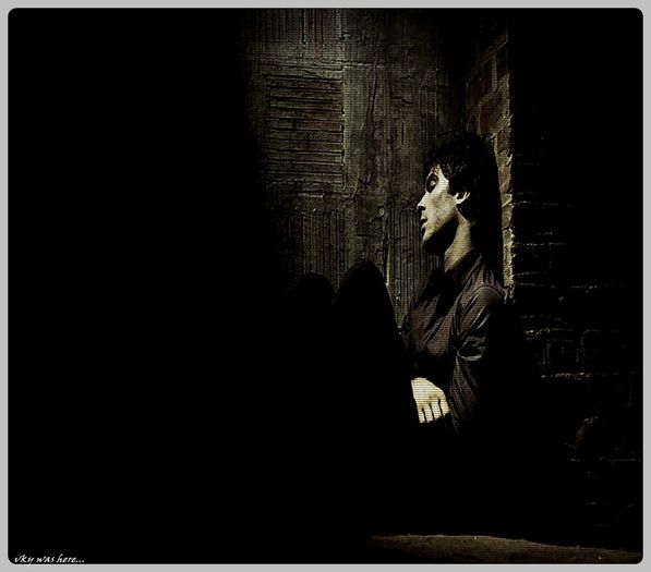 #► |se aseaza acolo intr`un colt destul de calm;;adoarme stand ip|[cl]; [[sweet dreams &gt;;d&lt;]]
