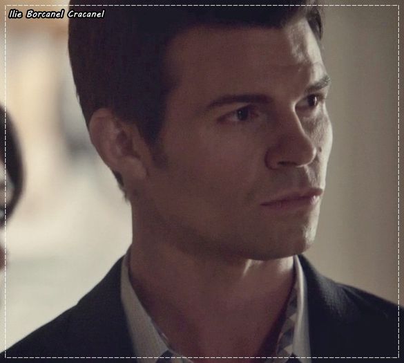 *se uita in jur* Unde a disparut? Pfoai.. *dispare si el*