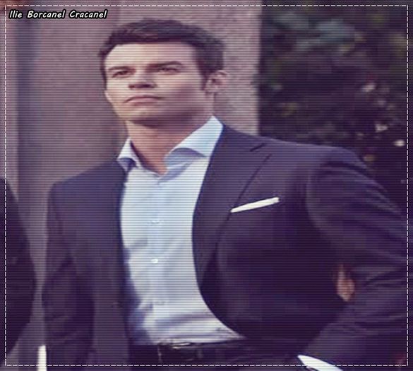 click Era o expresie, bataia se ia cu talent de la nea Borcanosu ai grija Nini=)))))))))#kat; *ia tabloul si i-l pune lu #tyler in brate* Pune-l bine ca daca-l vede Klaus face iar spume...=)))))) L-am tinut in camera mea;( mamicuta mea formoasa *ii da o lacrima*
