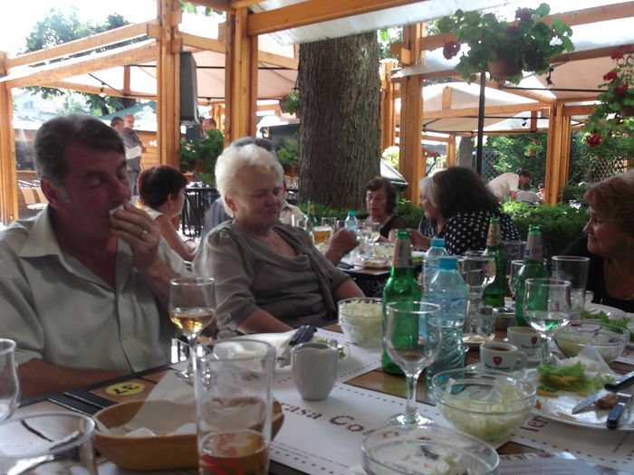 UN "SOLIST" LA.....SERVETEL UN "SOLIST" LA.....SERVETEL