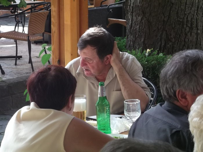 DE AIA MA DOARE PE MINE CAPUL ??? DE AIA MA DOARE PE MINE CAPUL ???