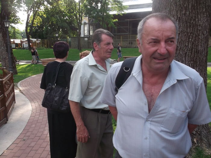 DA, DAR IA MANA DE PE CUBA DA, DAR IA MANA DE PE CUBA