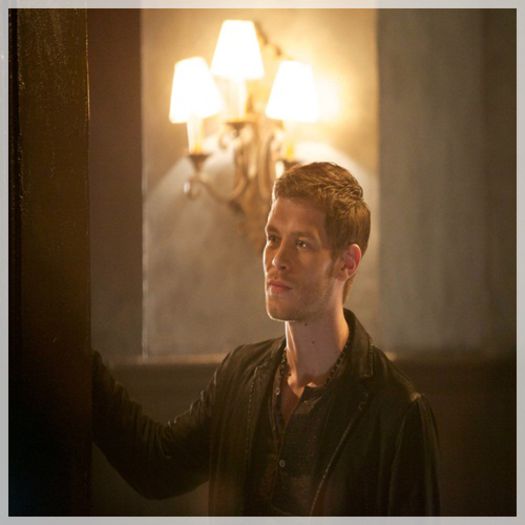 █ ▄→ (:-* -katerina) aşa în public? păi bine atunci. -cl-; -se descheie la blugi şi-şi scoate ciocanu- -hayley- (poftim maria:)))))))) ciocan)
