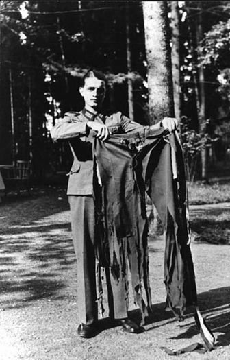 pantalonii lui Hitler-1944 - fotografii inedite din istorie