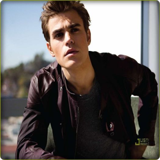 +CL Cred ca atunci cand nu e Damon tu nici nu faci baie =)) #elena - here - episode 27 - done