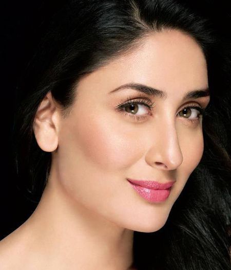 995450_727696890602303_5855599069637448022_n - Kareena Kapoor