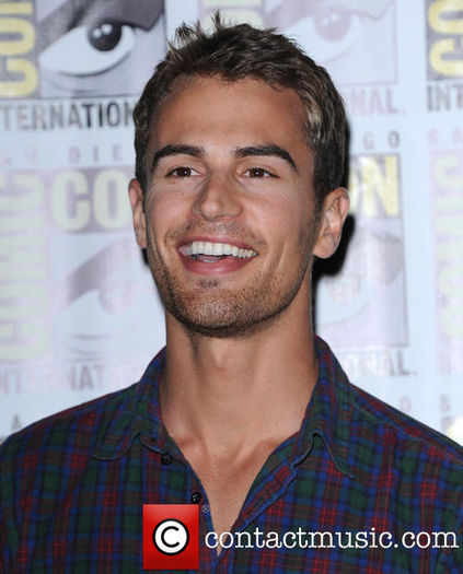  - x-The handsome Theo James