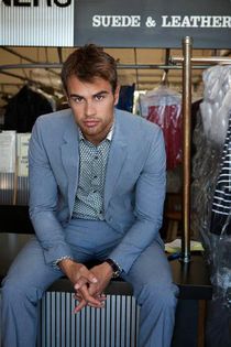  - x-The handsome Theo James