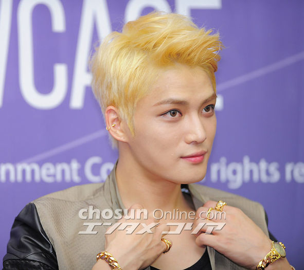  - JAEJOONG e din nou blond - aww