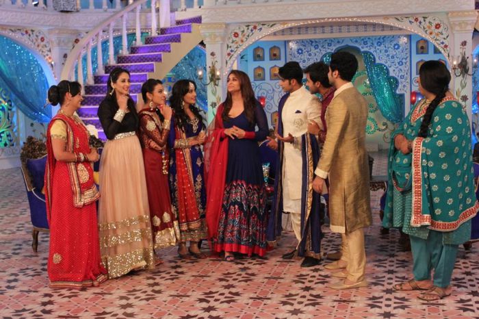 Bt8g5-yIUAAHT8h - 15-Aahil si Sanam