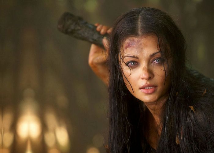 Aishwarya-Rai-Bachchan-Beautiful-HD-Wallpapers-4
