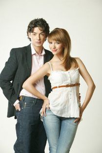4. Iubire ca in filme (2006); cu Adela Popescu si Dan Bordeianu
