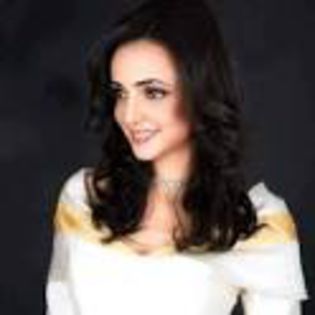 40 - Sanaya Irani