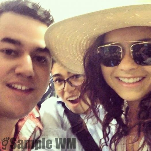  - 2014 05 13 - Inna arrives at Mexico airport
