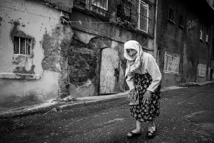 ; istanbul
