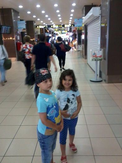 10484491_678433465559233_3411801147318872704_n