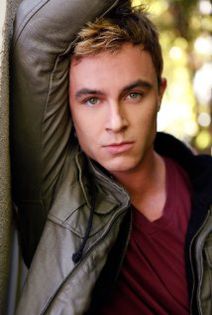 ღRyanღ - xo_Ryan Kelley_xo