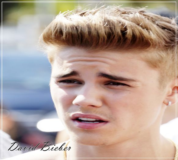 ┆❥. te superi degeaba :| [se pune pe canapea]