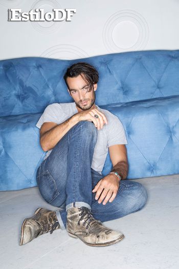  - Aaron Diaz
