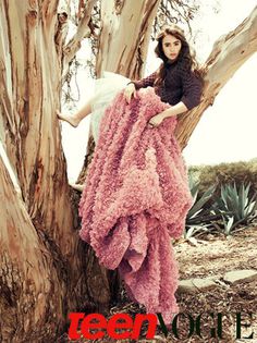 lily-collins-teen-vogue-1011-5
