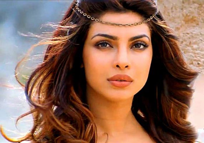 priyanka-chopra-glam