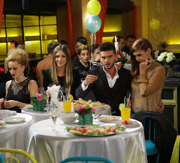 adela-popescu-si-radu-valcan-surpriza-pentru-fani-au-facut-anuntul-pe-care-il-asteptau-toti_2 - Adela Elena Popescu