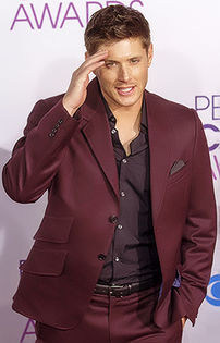 tumblr_mgfka2puk21rbi0oio1_250 - x-The charismatic Jensen Ackles