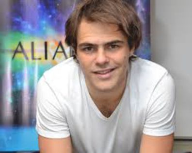 images - Peter-----Lanzani