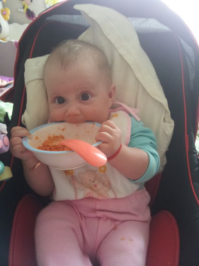 20140806_141534; Este asa de bun morcovul dela bui ca mananc si farfuria
