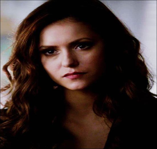 ♡❧`⇒.; -își masează gâtul și se uită la el- Cum vrei tu ;-??.