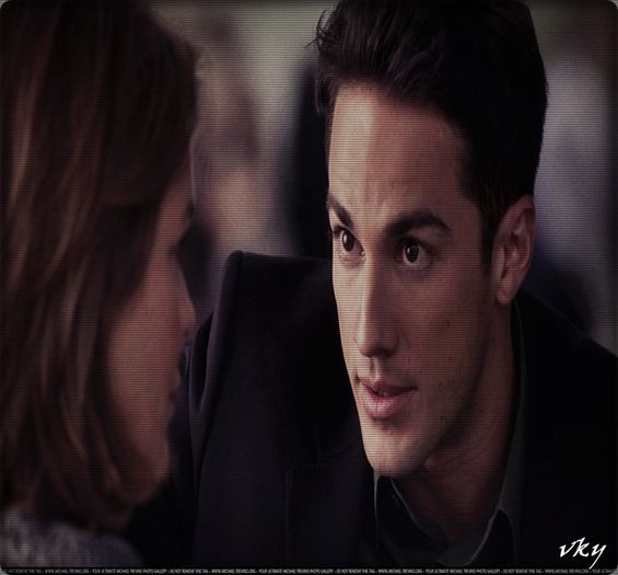 #► Nasol pentru tine.... |casca| Eu ma duc sa dorm, [cl]; sunt foarte obosit.... Sweet dreams...|o pupe pe frunte si pleaca in camera lui| [[sweet smezy dreams, pentru cand te culci...&gt;;d&lt;]]
