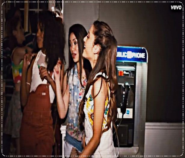 ❥ @EmpireofLOVATOx9; š fανøυяıтe šøиg fяøм ΛŔĪΛИΛ ıš ßΛßY Ī <３ - your favourite SONG from II Ariana I