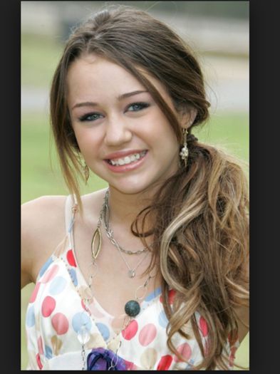 Miley Cyrus - I look like