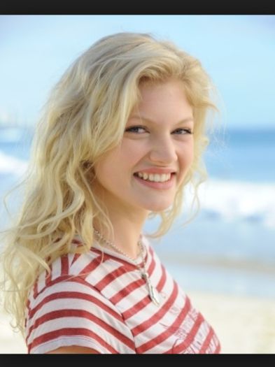 Cariba Heine - I look like