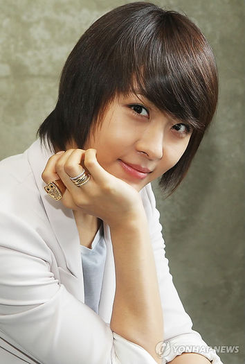 6 - a____Ha ji won___a