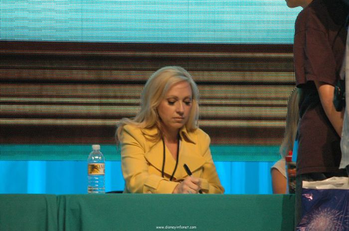 Sotul meu....femeia.....cealalta femeie........